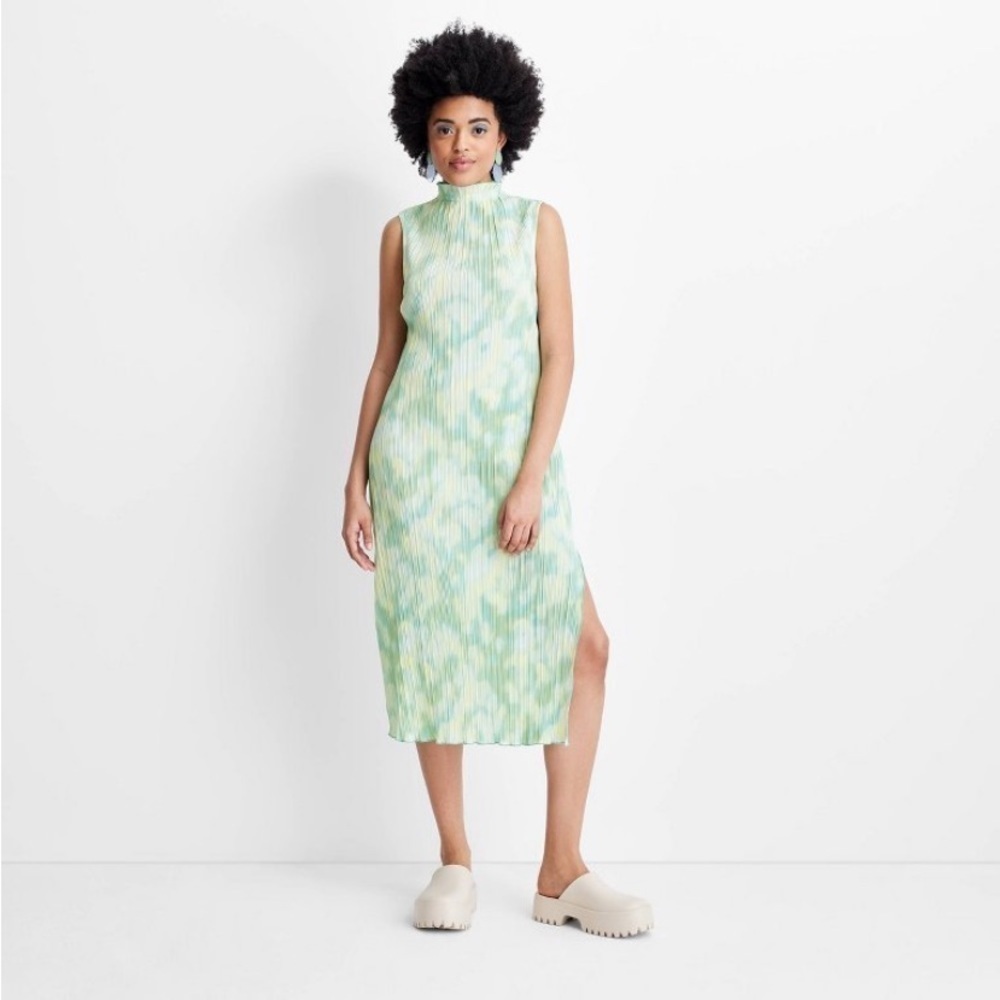 Women's Sleeveless Watercolor Plisse Midi
Dress Future Collective nwt